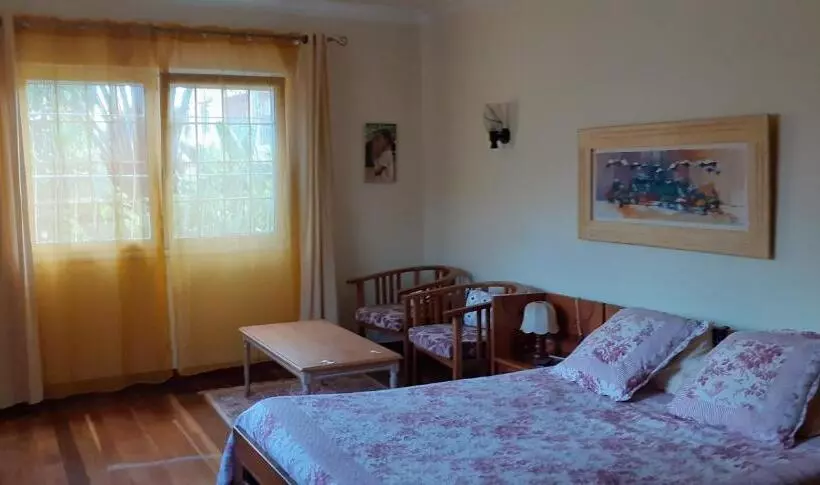 تختخواب و صبحانه Chambre D Hôte Villa Maritampona