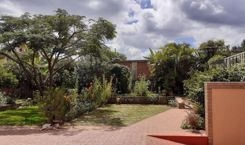 تختخواب و صبحانه Chambre D Hôte Villa Maritampona