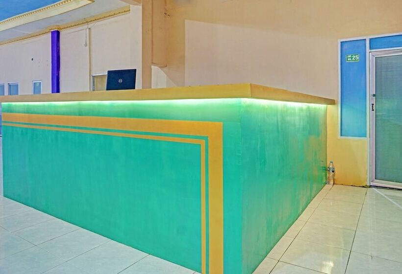 Otel Oyo 91825 Ayu Lestari Homestay