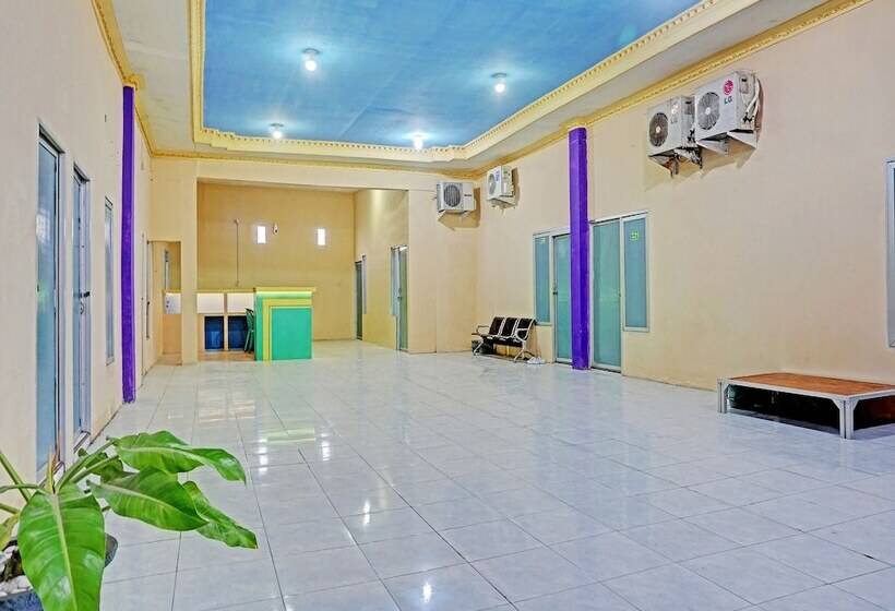 Otel Oyo 91825 Ayu Lestari Homestay