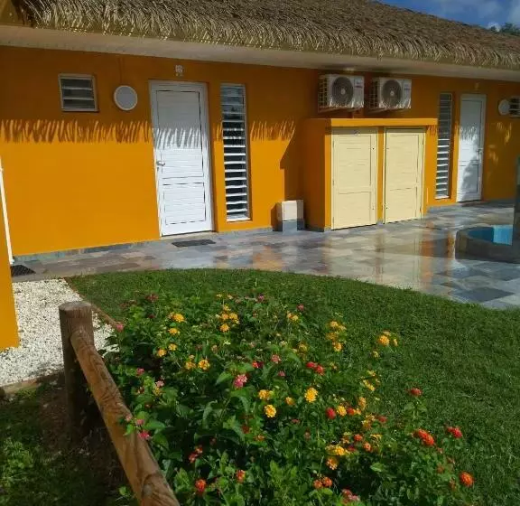استراحتگاه Bungalow La Kawannaise   Piscine, Terrasse, Plage