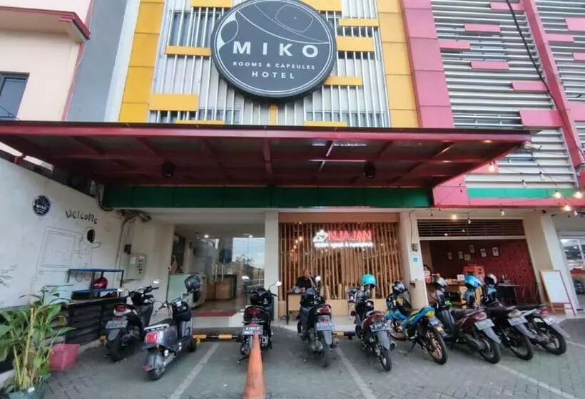 Kapselihotelli Miko Rooms & Capsules