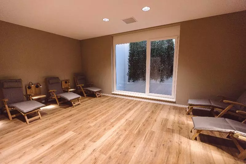 Hotelli Libertas Elements Pure