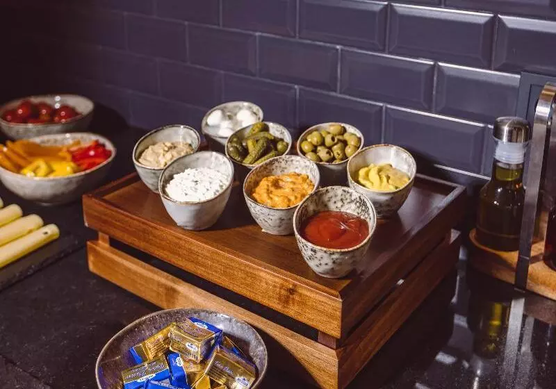 Hotelli Libertas Elements Pure