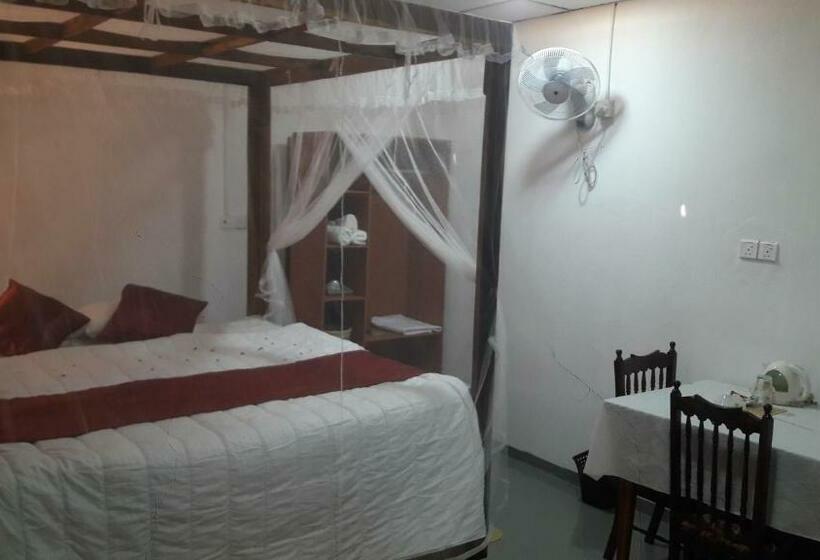 Pension (Hôtel basse catégorie) Coco Garden Villa