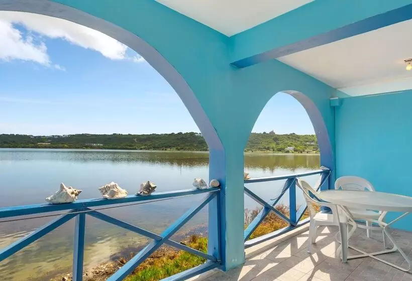 پانسیون Edwards Guesthouse