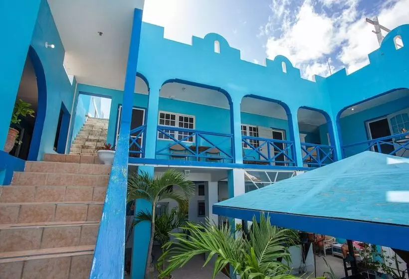 پانسیون Edwards Guesthouse