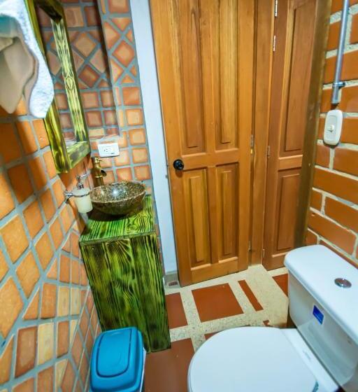 פנסיון Le Chateau Guatape