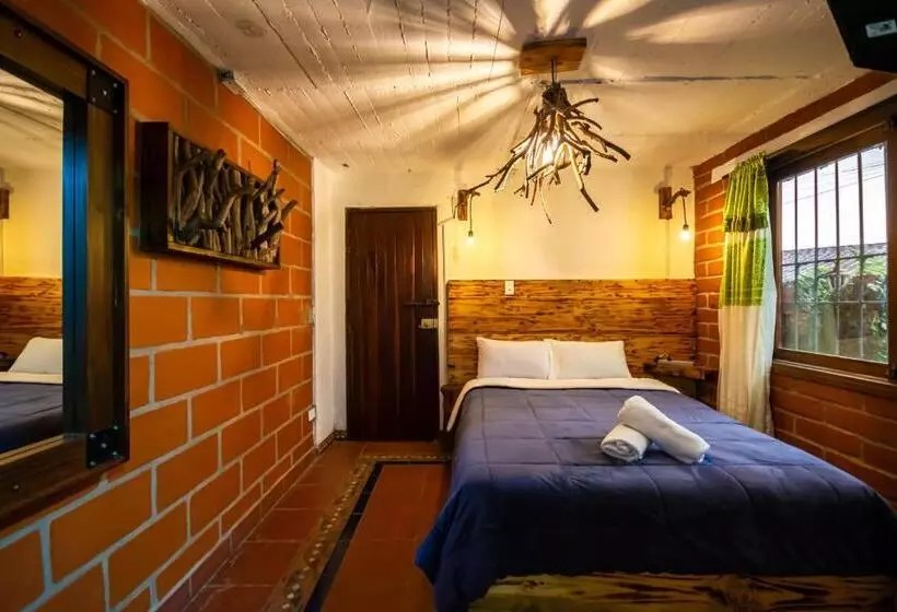 ペンション Le Chateau Guatape
