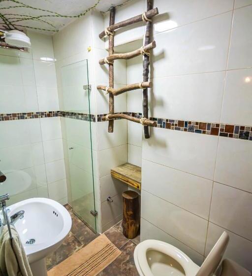 פנסיון Le Chateau Guatape