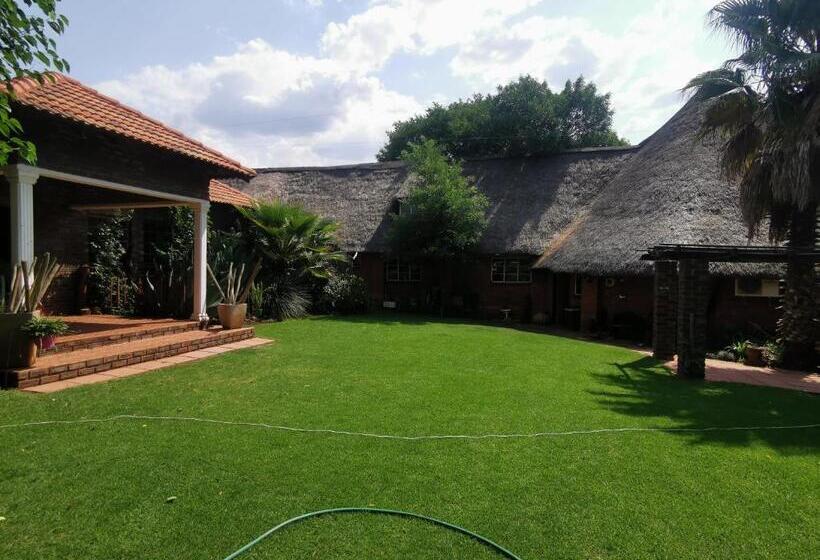 펜션 Sha Henné S Guesthouse