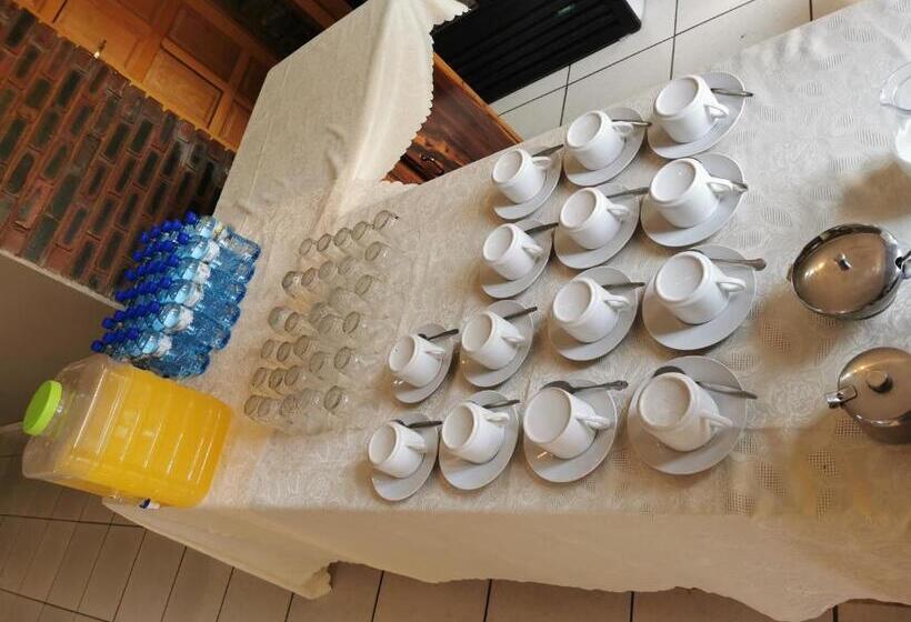 펜션 Sha Henné S Guesthouse