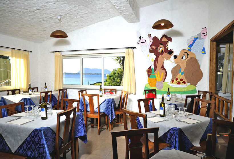 Bungalow Club Village