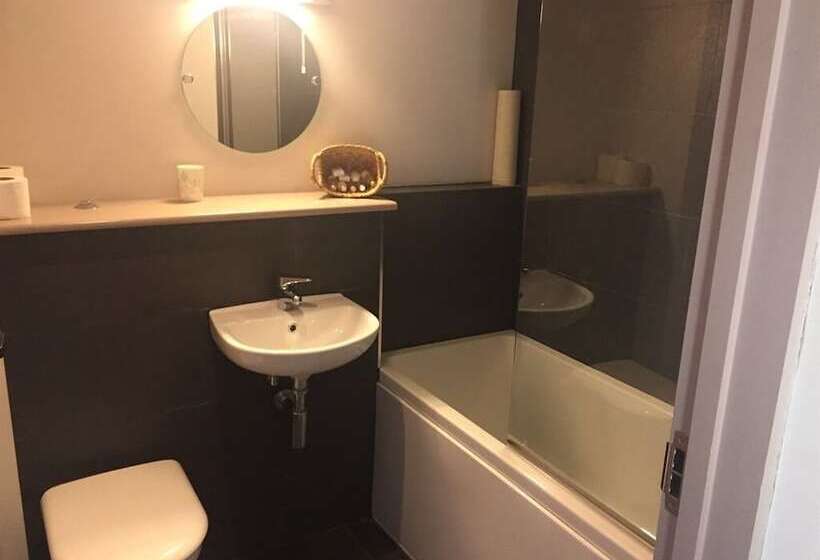 فندق فئة نجمة واحدة The Selsey Arms