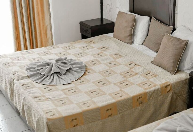 בית מלון כפרי Belpoint Beach