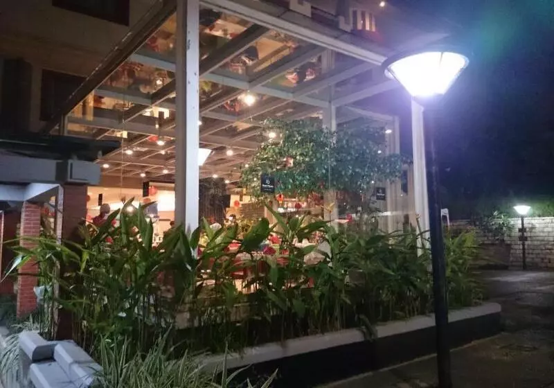 בית מלון כפרי Bumi Wiyata