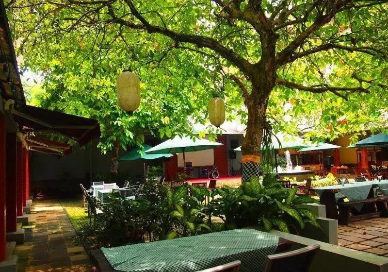 בית מלון כפרי Bumi Wiyata