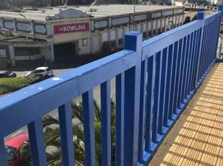 ホテル Hudson