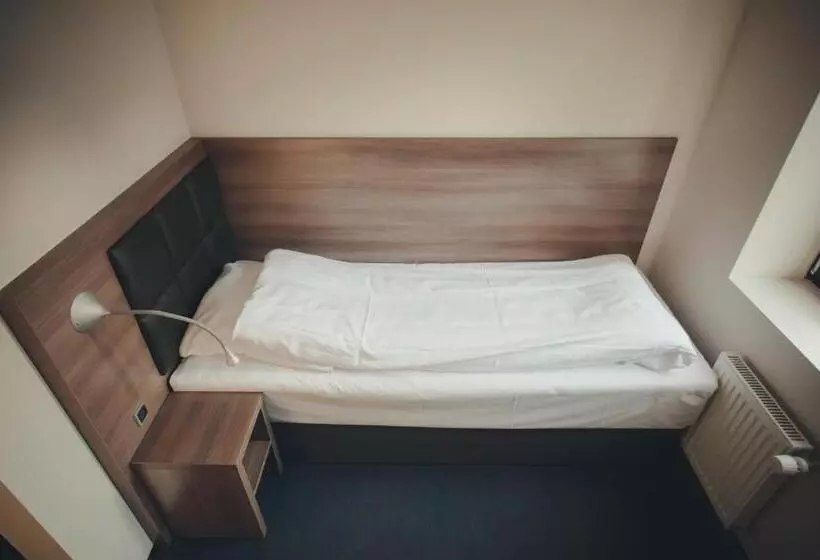 בית מלון כפרי Jomfru Ane