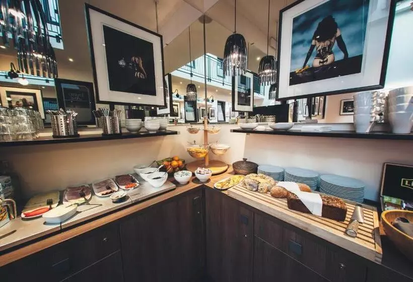 בית מלון כפרי Jomfru Ane