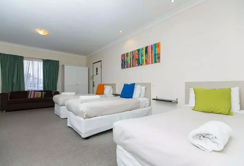 هتل Lincoln Cottage Motor Inn