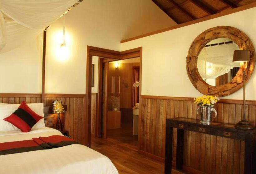 فندق Nataya Round House Coral Bay Resort