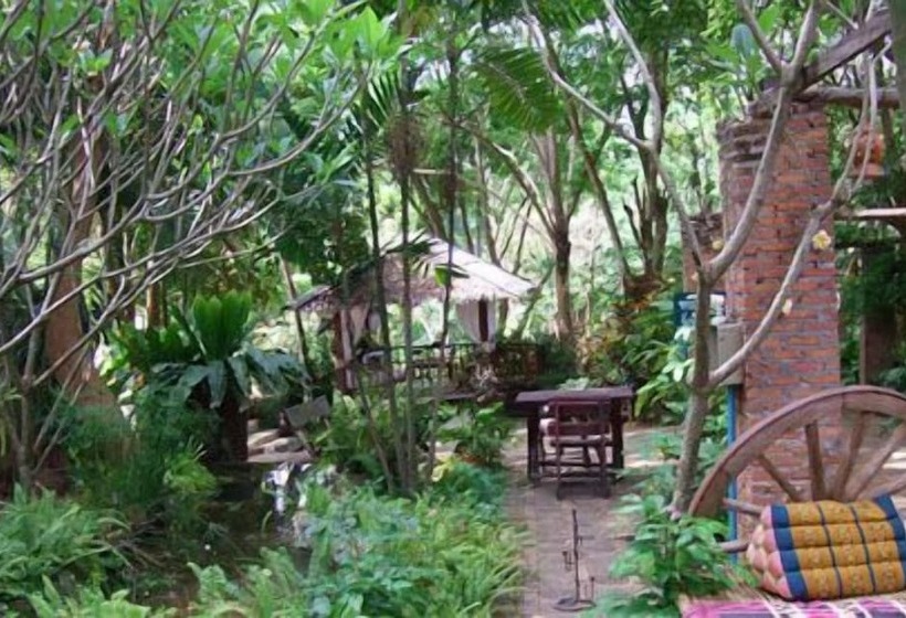 호텔 Pongsuda Chalet