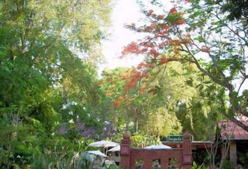 호텔 Pongsuda Chalet