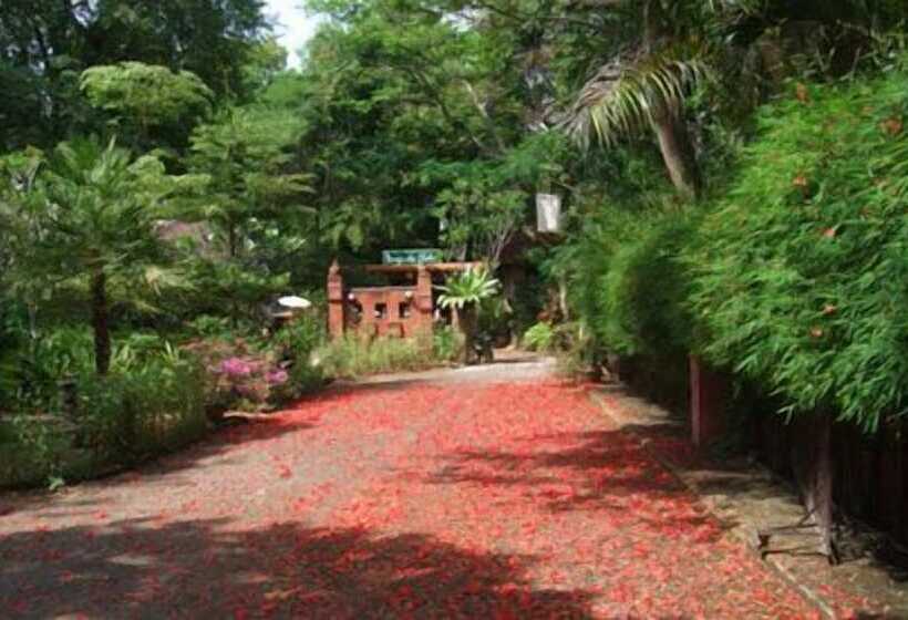 호텔 Pongsuda Chalet