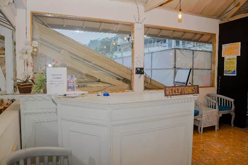 Hotel Rossan Villa  Near Sersan Bajuri Redpartner