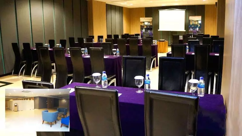 Orchardz Hotel Gajah Mada