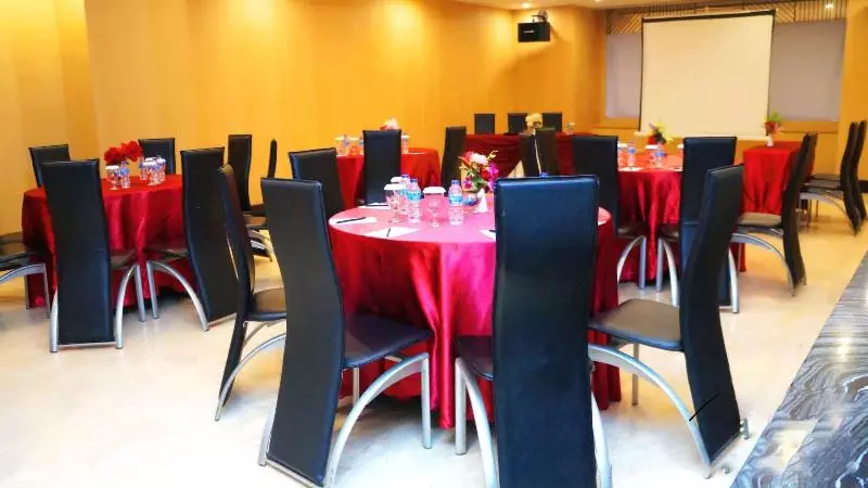 Orchardz Hotel Gajah Mada