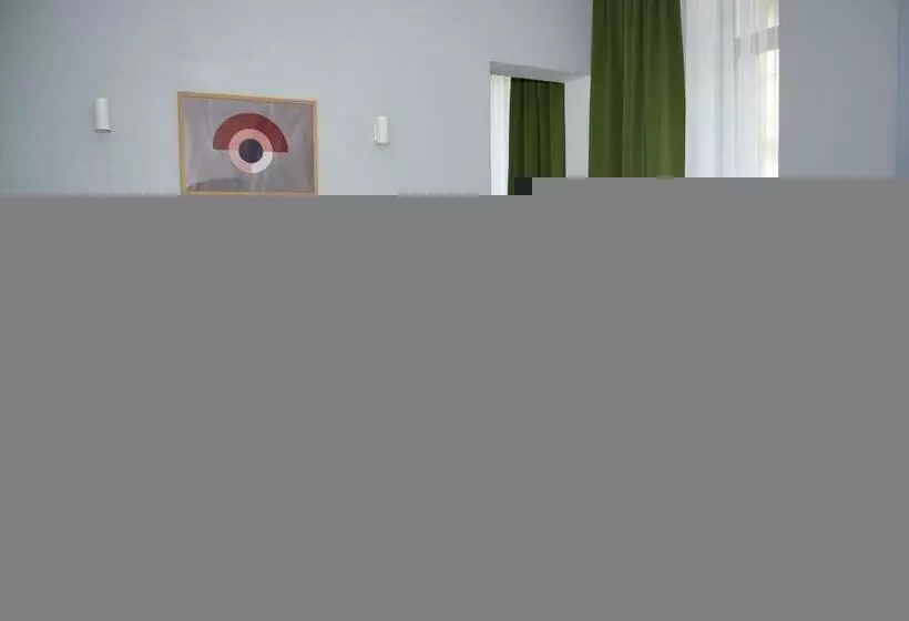 هتل Astra