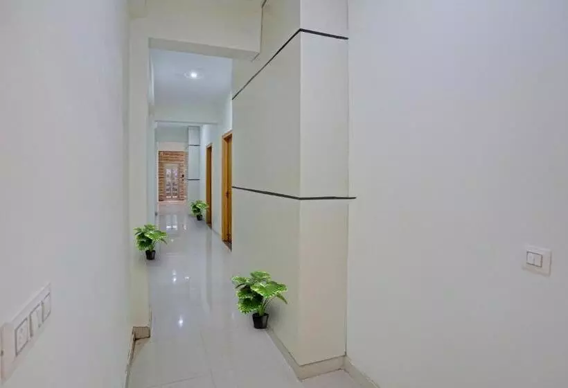 ホテル Collection O 702138  Star Key