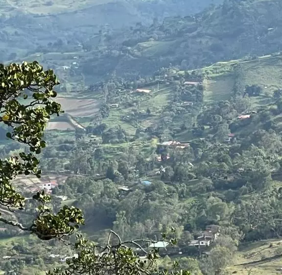 ホテル Criadero Las Tres Marías Hospedaje Rural Mi Refugio