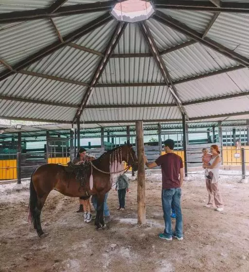 ホテル Criadero Las Tres Marías Hospedaje Rural Mi Refugio