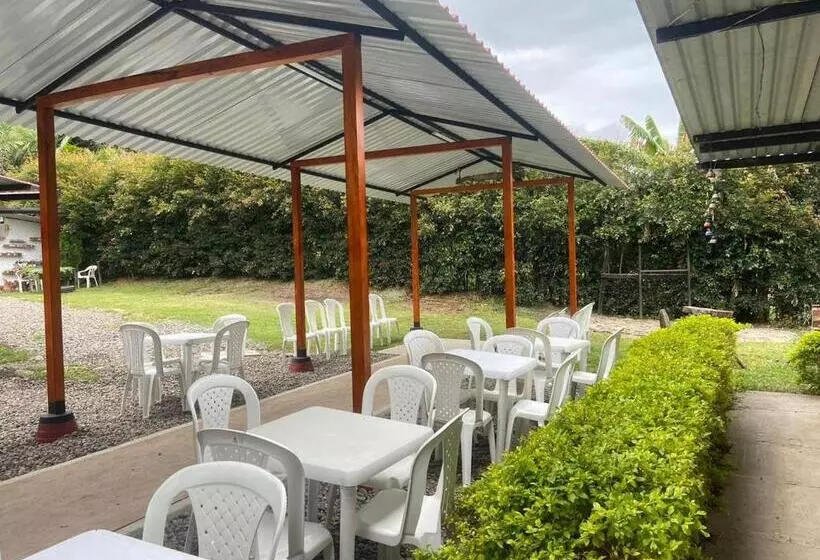 ホテル Criadero Las Tres Marías Hospedaje Rural Mi Refugio