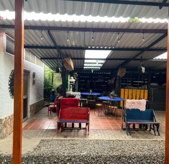 ホテル Criadero Las Tres Marías Hospedaje Rural Mi Refugio