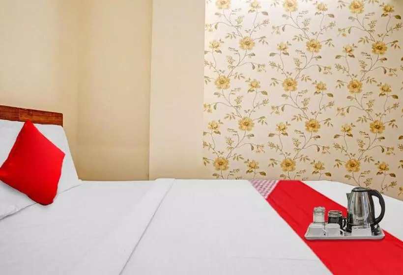 هتل Krishna Service Apartment