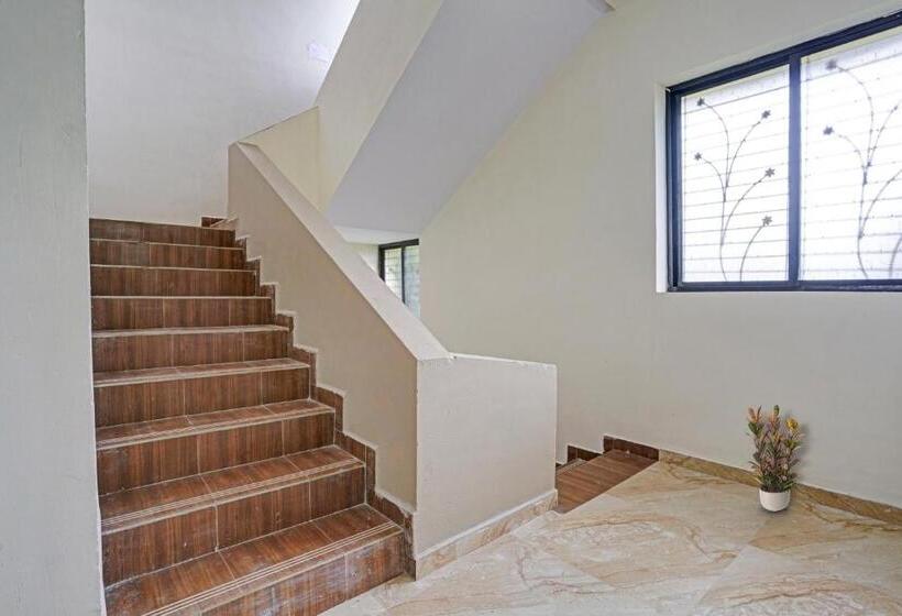 ホテル Krishna Service Apartment