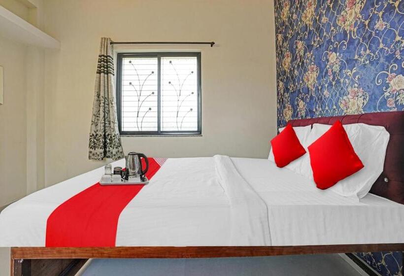 ホテル Krishna Service Apartment