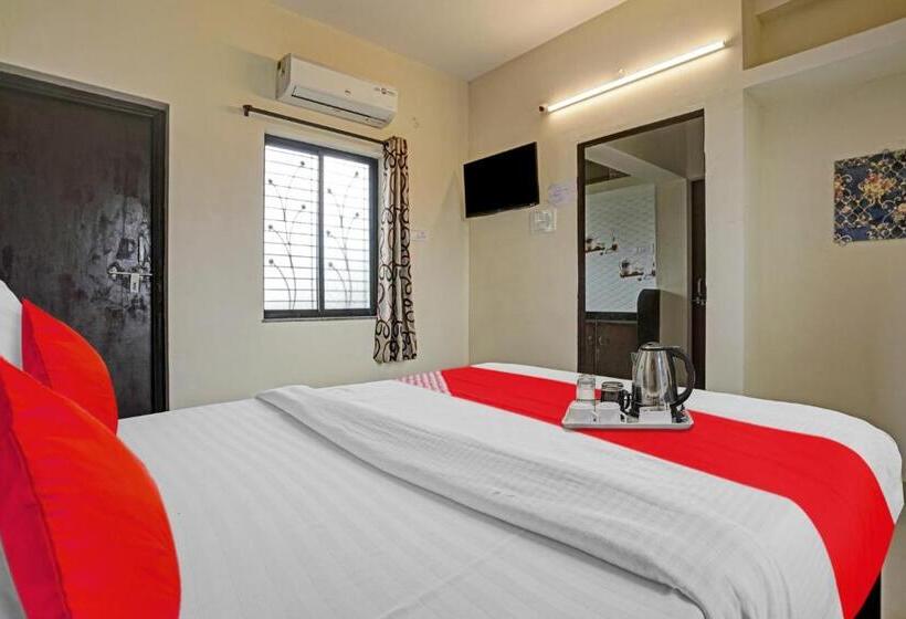 ホテル Krishna Service Apartment