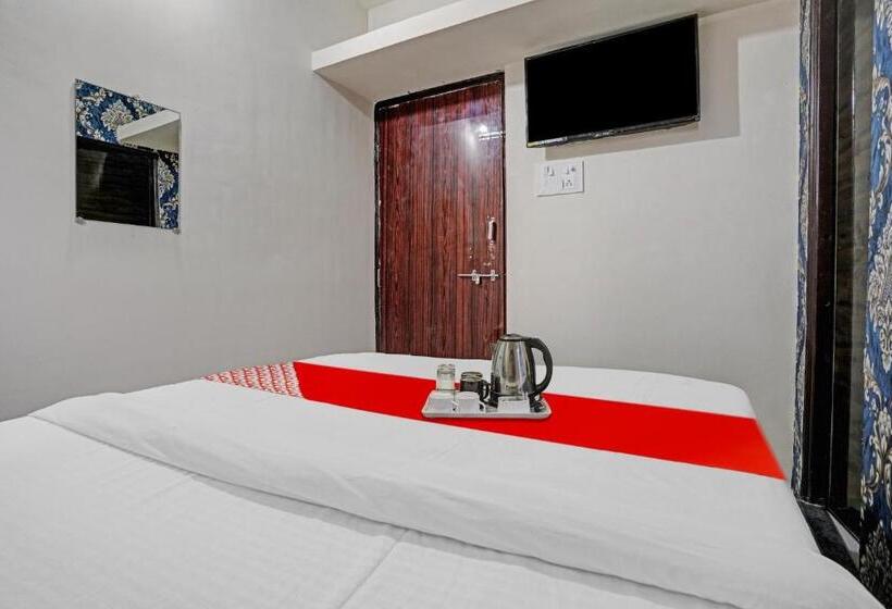 ホテル Krishna Service Apartment