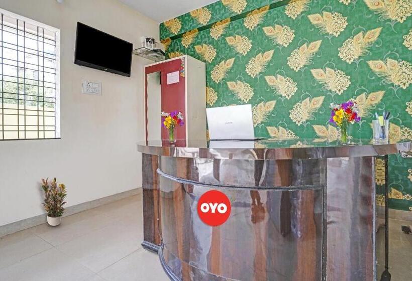 ホテル Krishna Service Apartment