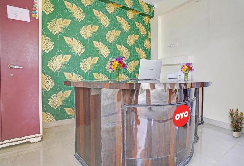 ホテル Krishna Service Apartment