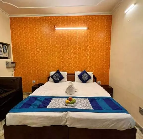 Hotelli Kamesh Hut, Varanasi