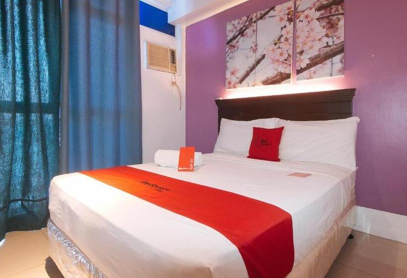 Hotel Reddoorz @ Melbourne Suites Makati