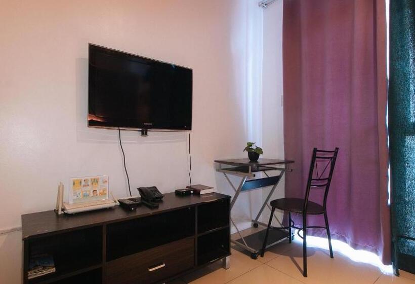 Hotel Reddoorz @ Melbourne Suites Makati
