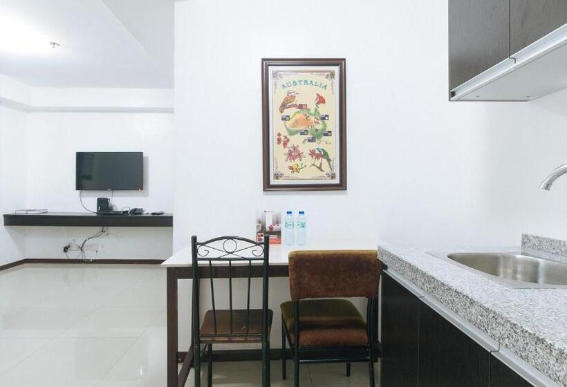 Hotel Reddoorz @ Melbourne Suites Makati