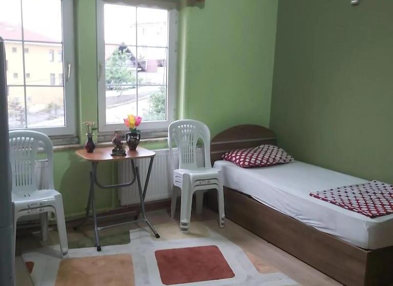 Albergue Ayça Konaklama